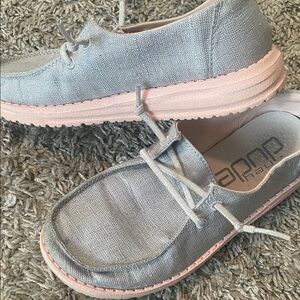 Hey Dude Kid’s Silver and Pink